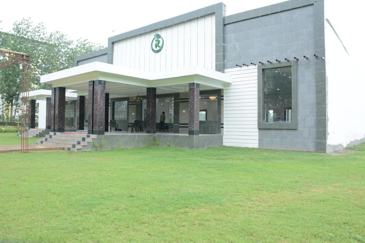 Royal Green Celebrate In Style Saharanpur Exterior foto