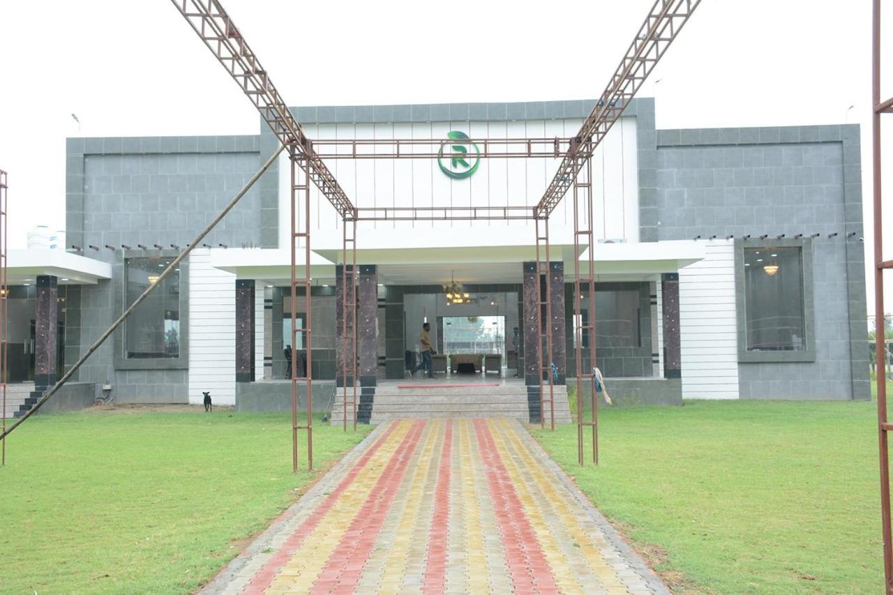 Royal Green Celebrate In Style Saharanpur Exterior foto
