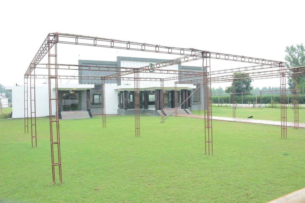 Royal Green Celebrate In Style Saharanpur Exterior foto